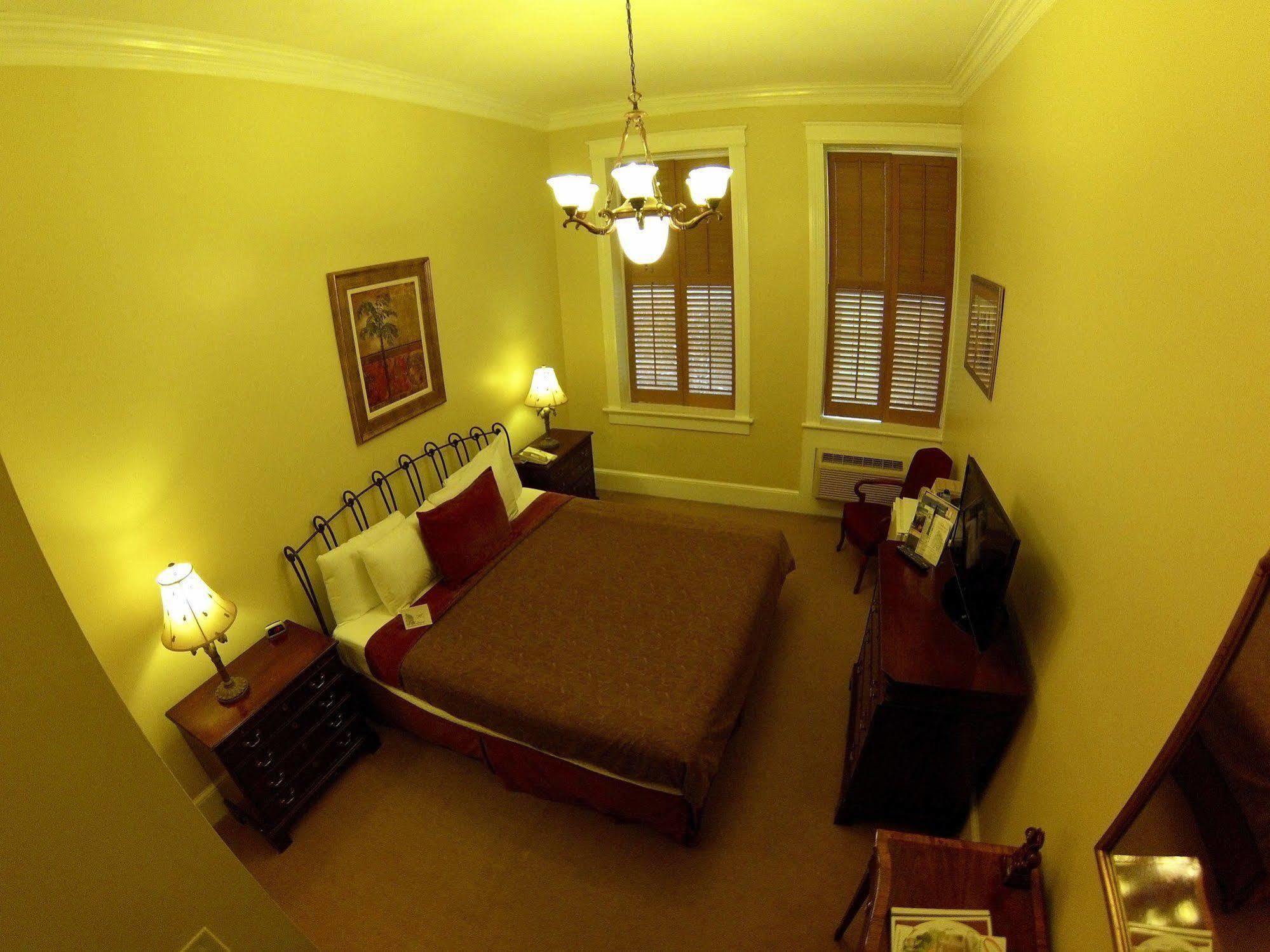 The Biltmore Greensboro Hotel Экстерьер фото